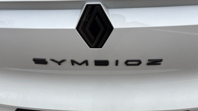 Renault Symbioz 1.6 E-Tech FHEV 145 Techno Esprit Alpine 5dr Auto Hybrid Estate